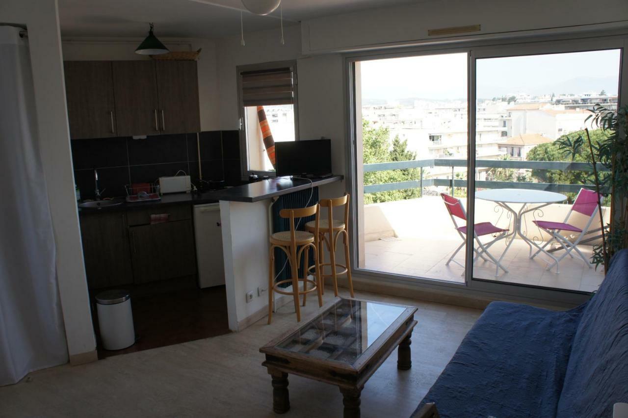 Apartmán Le Montana Juan-les-Pins Exteriér fotografie